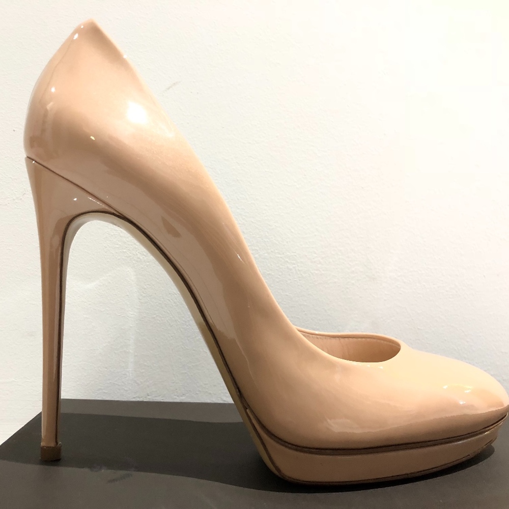 NEW !!!! Casadei Nude Pumps